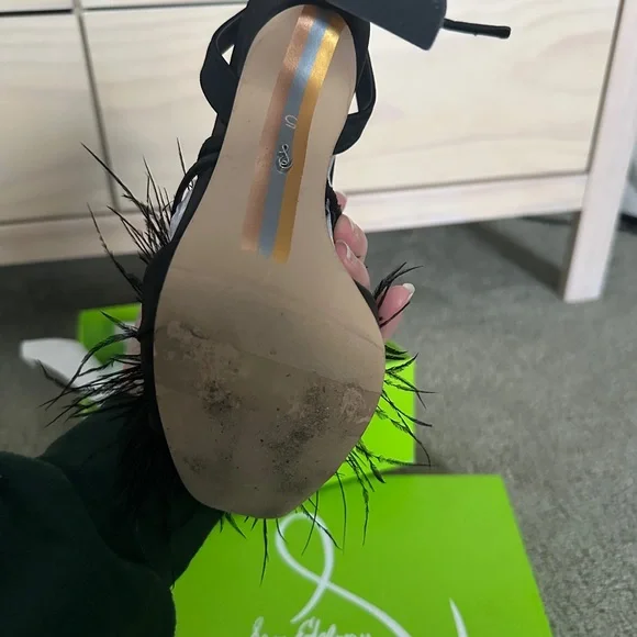 Sam Edelman Layton black satin feather heels with original box - Picture 5 of 6